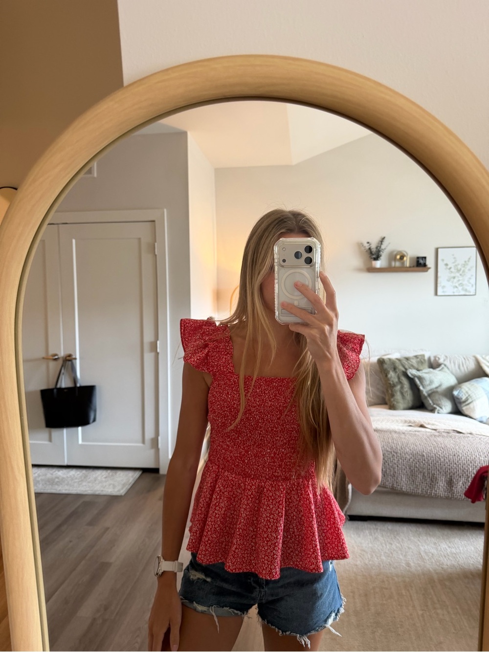 entro Red Floral Smocked Top - Picture 1 of 3